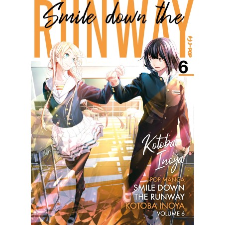 Smile down the runway Vol. 6 (ITA)
