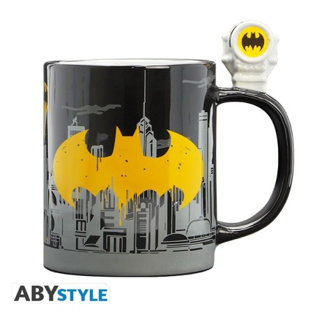 DC COMICS Mug 3D handle Bat-Signal & Batman 460 ml