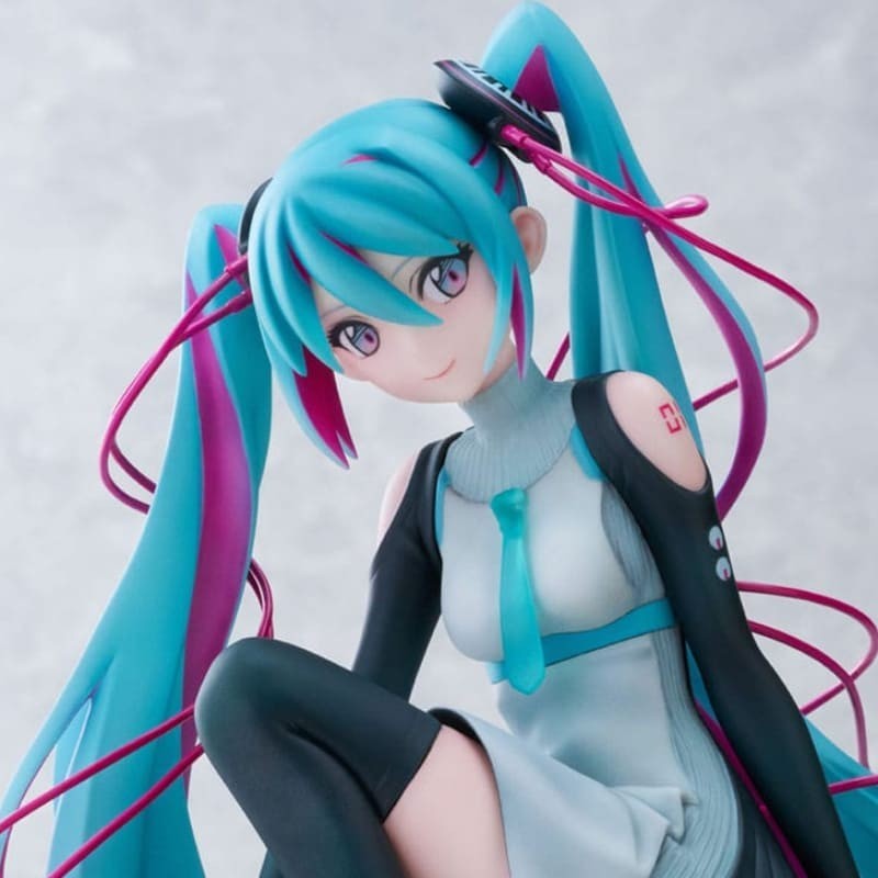 HATSUNE MIKU x MTV 1/7 Furyu PVC Figure 20 cm