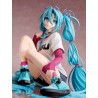 HATSUNE MIKU - 1/4 Yoneyama Mai The Latest Street Style "Cute" Stronger PVC Figure 17 cm