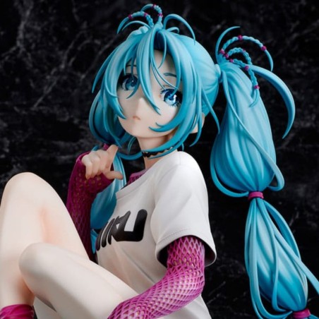 HATSUNE MIKU - 1/4 Yoneyama Mai The Latest Street Style "Cute" Limited Edition Stronger PVC Figure 17 cm
