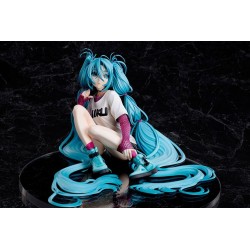HATSUNE MIKU - 1/4 Yoneyama Mai The Latest Street Style "Cute" Limited Edition Stronger PVC Figure 17 cm