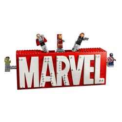 LEGO 76313 Marvel Logo e Minifigure