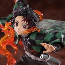 DEMON SLAYER - Kamado Tanjiro (Kyojuro Rengoku's Sword Guard Ver.) FiguartsZERO Bandai PVC Figure 19 cm