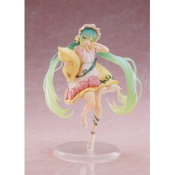 HATSUNE MIKU - Sleeping Beauty Wonderland Taito PVC Figure Reissue 18 cm