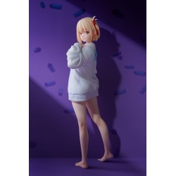 LYCORIS RECOIL - Chisato Nishikigi: Oversized Sweatshirt Ver. 1/7 MARCHIO PVC Figure 25 cm