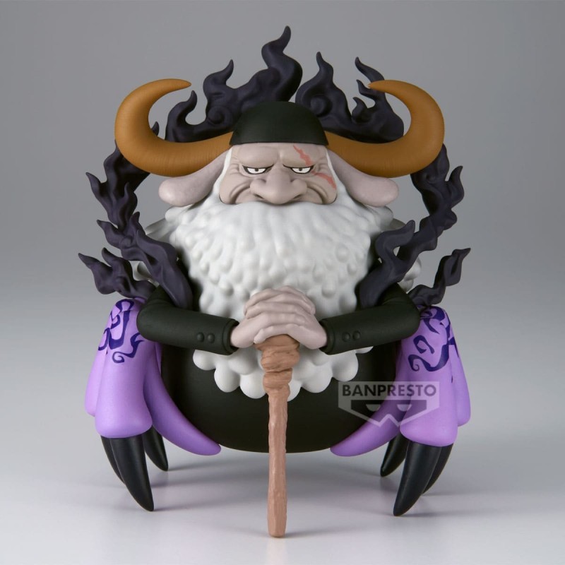 ONE PIECE - St Jaygarcia Saturn Mega World Collectable Figure Banpresto PVC Figure 13 cm