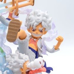 ONE PIECE - Monkey D.Luffy Gear 5 Special Diorama S.H. Figuarts World Collectable Figure Premium Bandai 21 cm