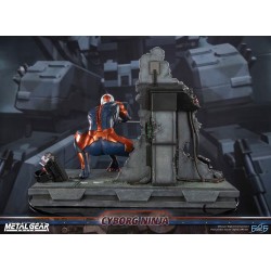 METAL GEAR SOLID - Cyborg Ninja Gray Fox Statue First 4 Figures PVC Figure 41 cm