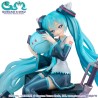 MOBILE SUIT GUNDAM X HATSUNE MIKU - Hatsune Miku x OO Gundam 45th Anniversary Lucrea Megahouse PVC Figure 17 cm