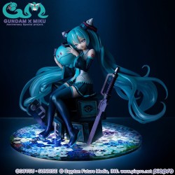 MOBILE SUIT GUNDAM X HATSUNE MIKU - Hatsune Miku x OO Gundam 45th Anniversary Lucrea Megahouse PVC Figure 17 cm