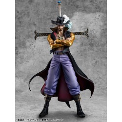 ONE PIECE - Hawk Eye Dracule Mihawk Ver. R P.O.P SA-MAXIMUM Megahouse PVC Figure 29 cm