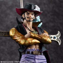ONE PIECE - Hawk Eye Dracule Mihawk Ver. R P.O.P SA-MAXIMUM Megahouse PVC Figure 29 cm