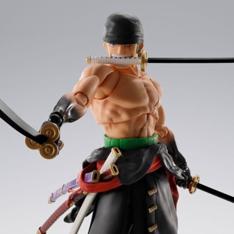 ONE PIECE - Roronoa Zoro The King of Hell S.H. Figuarts Action Figure 15 cm