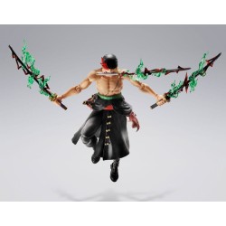 ONE PIECE - Roronoa Zoro The King of Hell S.H. Figuarts Action Figure 15 cm