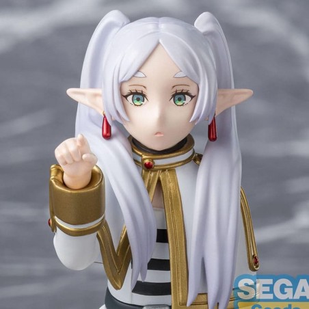 FRIEREN: BEYOND JOURNEY'S END - Frieren Poking Something Pm Perching Sega PVC Figure 10 cm